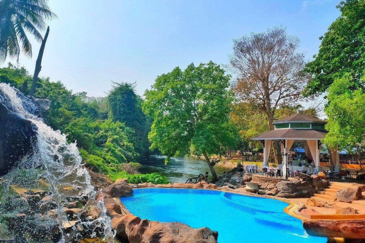 Nana Resort Kaeng Kachan Exteriör bild