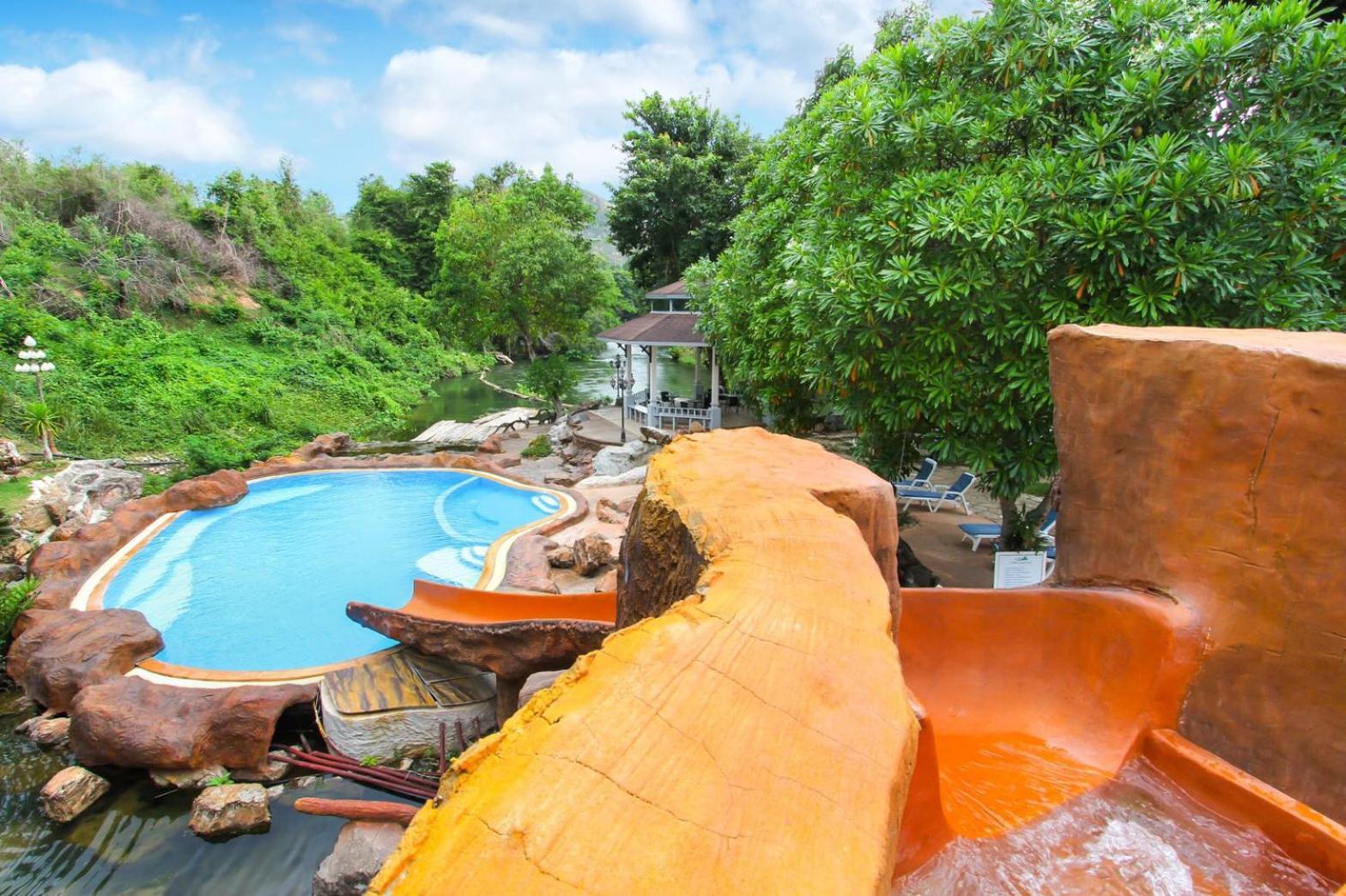 Nana Resort Kaeng Kachan Exteriör bild